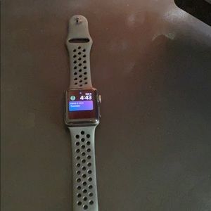 AppleWatch Series 3.